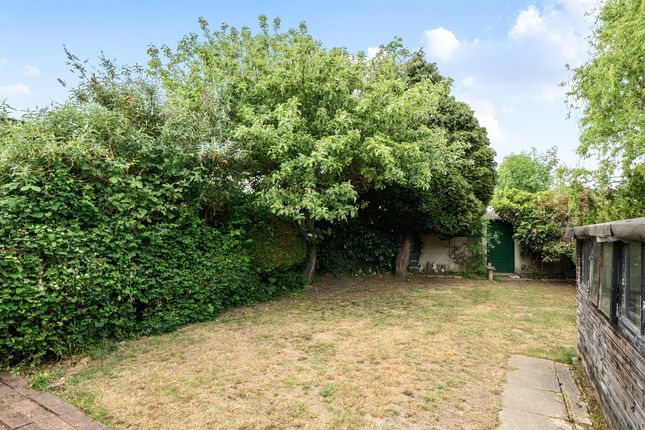 14, Uvedale Road, Enfield photo 2
