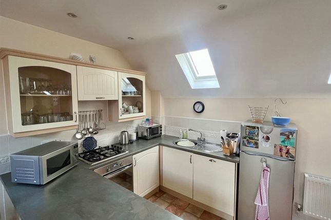 Flat for sale in St. Marys Court, Kenilworth