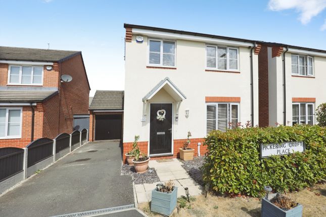 4-bed detached on 7, Pickering Croft Place, Cheshire, £250,000