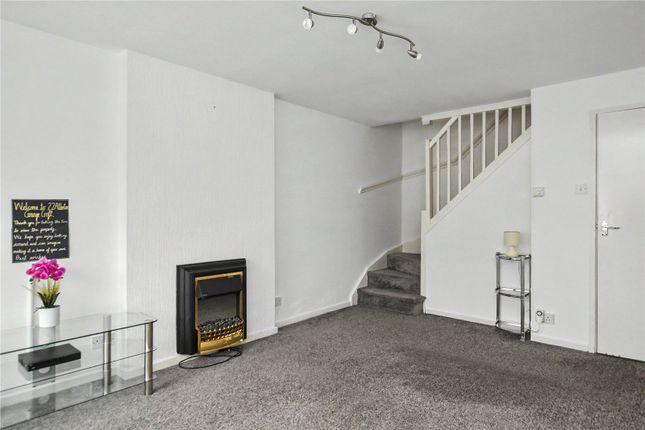 22, Allerton Grange Croft, Leeds photo 3