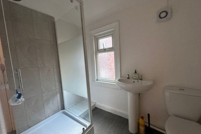 Terraced house to rent in Lister Avenue, Doncaster