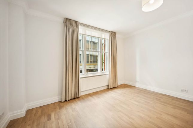 Flat to rent in Duke Of York Square, Chelsea, London