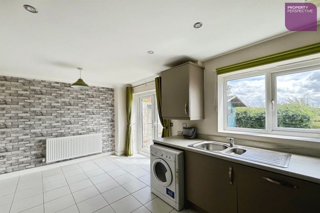 37, Truno Close, Blackpool photo 4