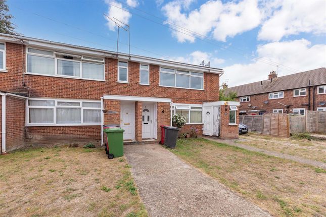 Flat 6 93 L Cippenham Lane-5.Jpg