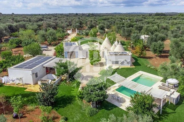 Villa for sale in Ostuni, Puglia, 72017, Italy