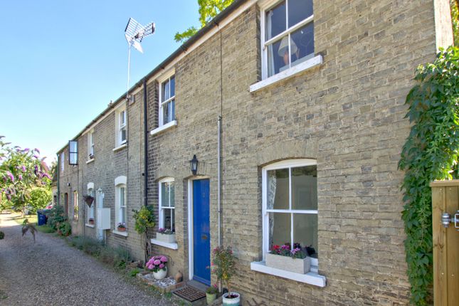 Thumbnail Cottage to rent in North Cottages, Trumpington Road, Cambridge