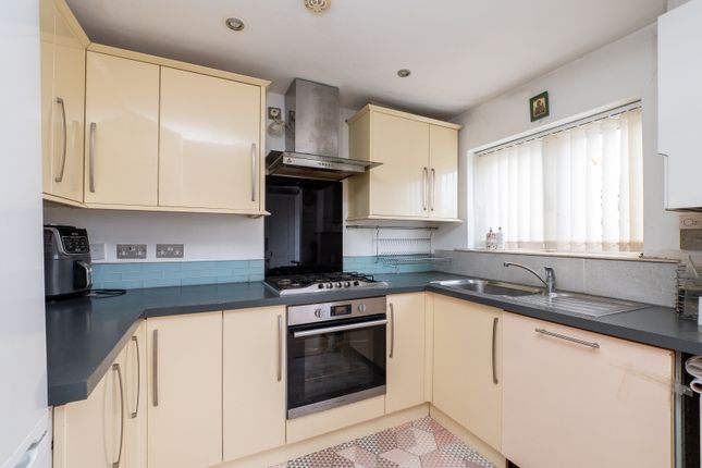 104, St. Dunstans Hill, Sutton photo 3
