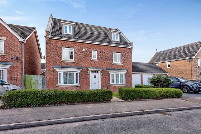 Thumbnail Detached house for sale in Waggoners Way, Hereford