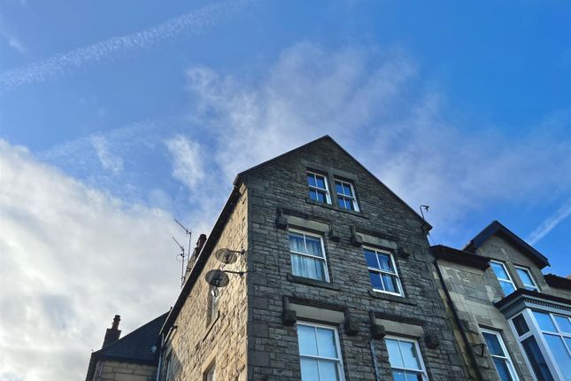 Flat for sale in Palace Court, Scarsdale Place, Buxton