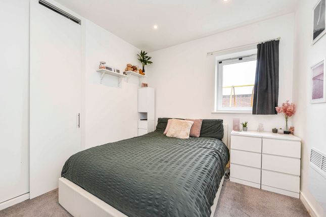 Flat for sale in Birch Lodge, Pinehill Road