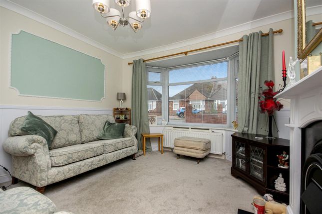 St. Margarets Avenue, Rushden photo 3
