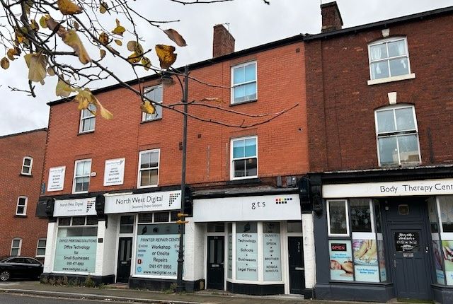 Retail premises to let in Middle Hillgate, Stockport