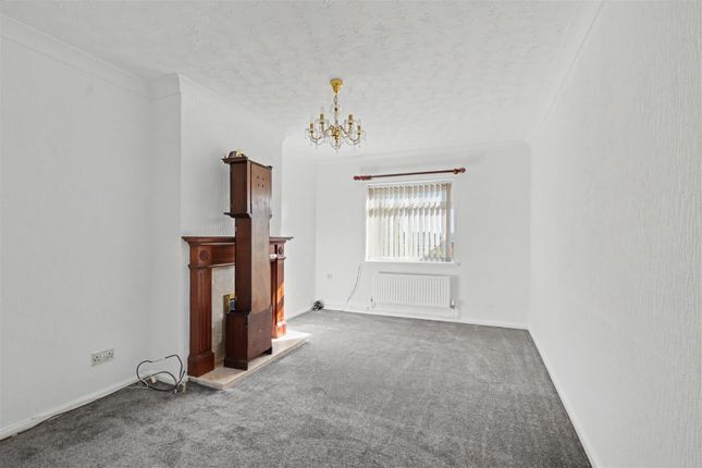 32, Wood Avenue, Nottingham photo 4