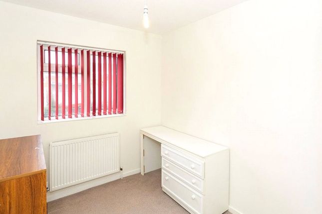 52, Meadow Road, Hertfordshire photo 4