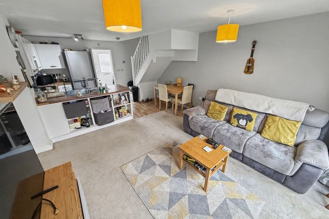 41 Gale Way, Tiverton photo 3