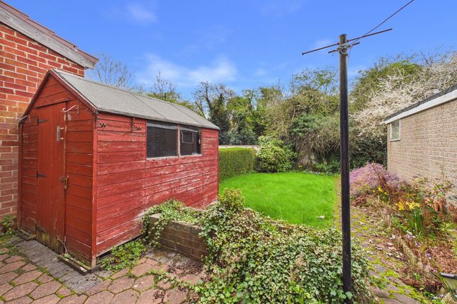 15 Rochester Gardens, Gateshead photo 4