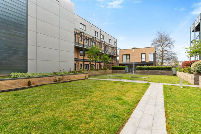 Flat for sale in Flamsteed Close, Cambridge