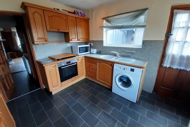 18, Mill Street, Brecon photo 3