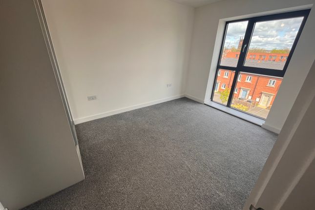 Flat to rent in Sylvester Close, Derby