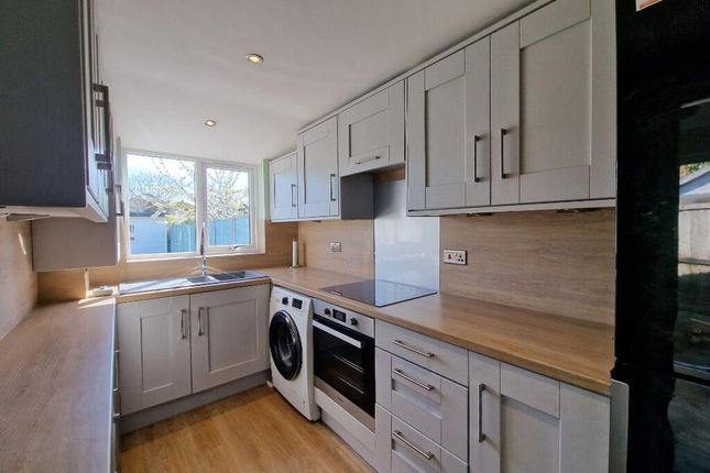 29, Queens Road, Burnham-On-Crouch photo 2