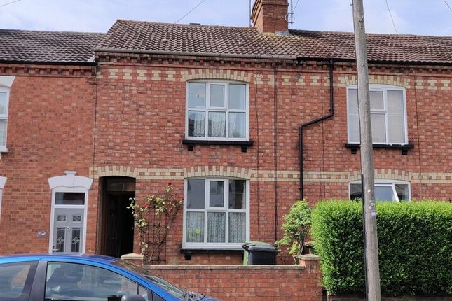 2 bed terraced house to rent in College Street, Wellingborough NN8