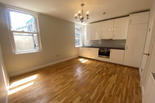 Thumbnail Flat to rent in 79 East Street, Bristol