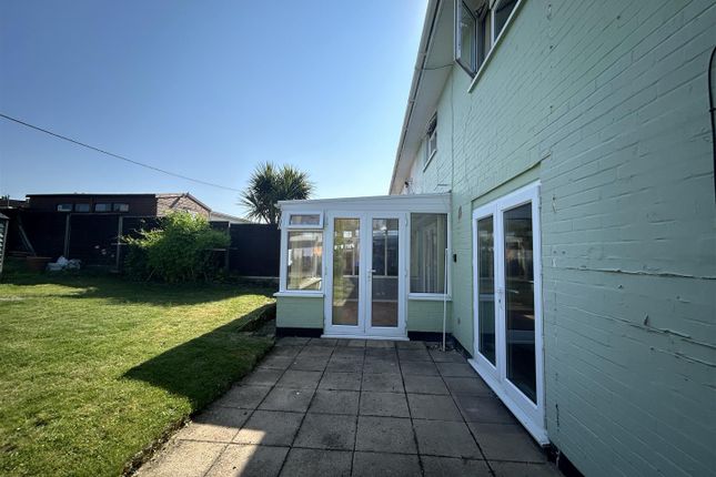 Room 2, 10, Antrobus Road, Salisbury photo 2