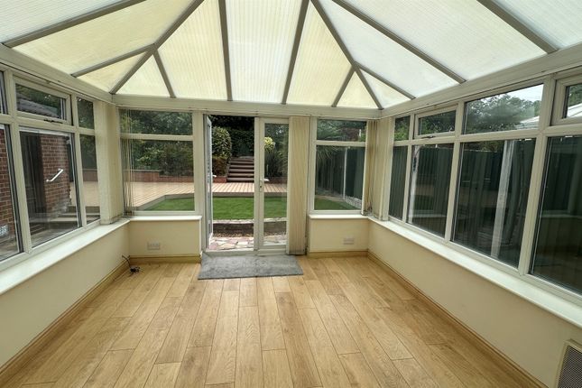 38, Woburn Close, Doncaster photo 3