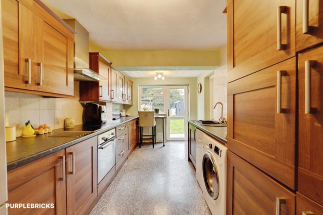 King William Close, Kempston, Bedford photo 2