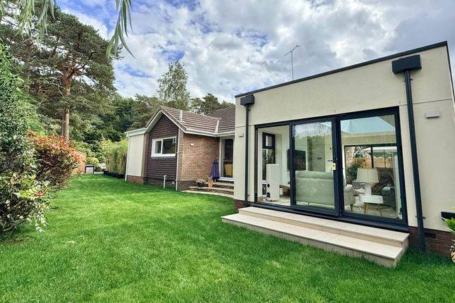 34 Ashley Park, Ashley Heath, RINGWOOD photo 4