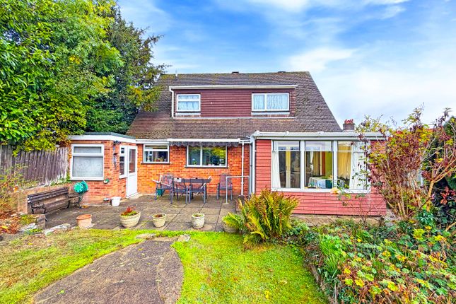 48 Meadow Drive, Amersham photo 4