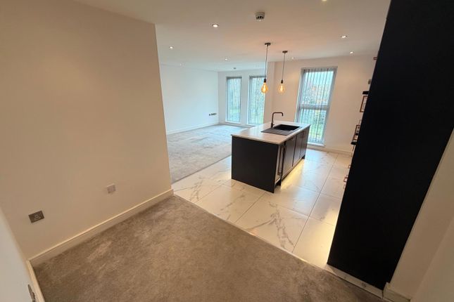 24, Swallowfield  Chorley New Road, Bolton photo 5