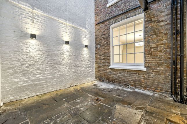 7A Clarendon House,, Strathearn Place, London photo 4