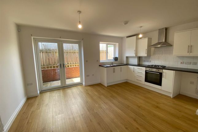 11, Hillside View, Crook photo 3