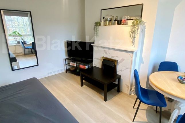 Aylesford House, Long Lane, London photo 3