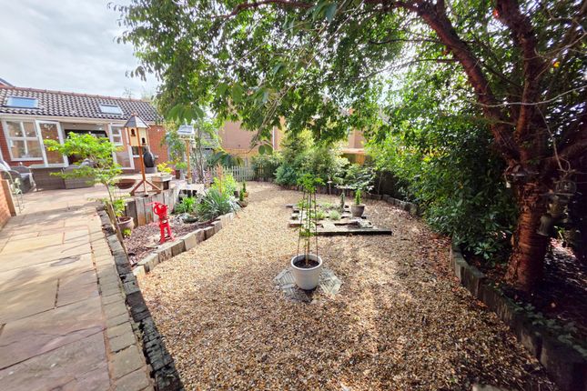 5 Brewster Walk, Doncaster photo 2