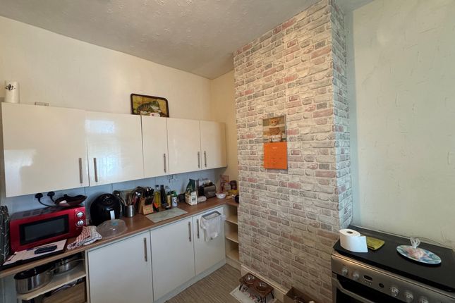 14, Queen Victoria Street, Blackburn photo 3