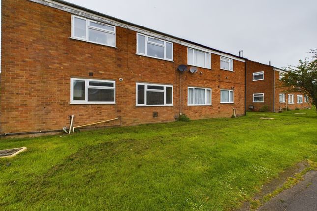 Flat to rent in Cheviot Close, Quedgeley, Gloucester