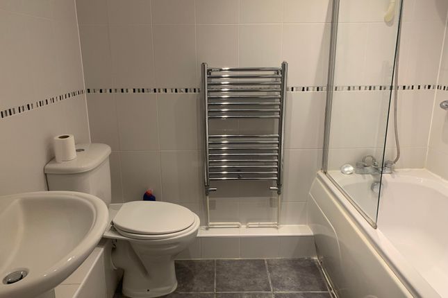 Flat 4, The Mariners, 545, Wherstead Road, Ipswich photo 3