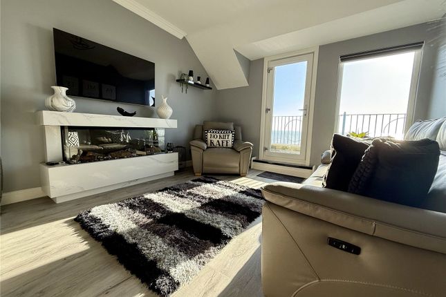 Flat 16, Shirley Court,, South Marine Drive, East Yorkshire photo 3