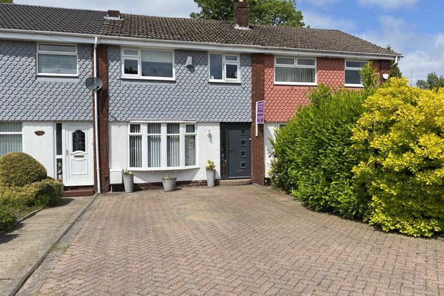 Thumbnail Town house for sale in Harewood Drive, Royton