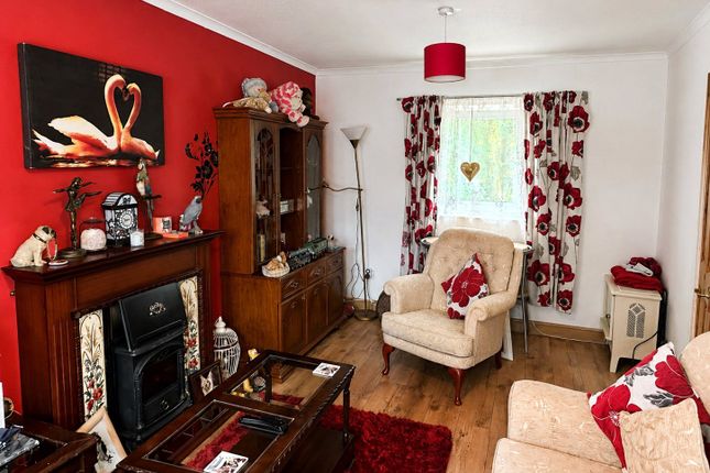 42, Middle Leaford, West Midlands photo 3