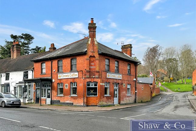 Thumbnail Property for sale in High Street, Chalfont St. Giles