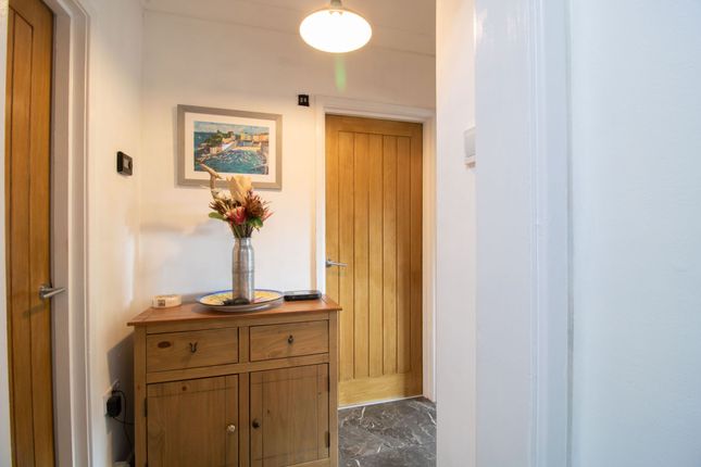 15 Cae Gorlan Court, Newport photo 2