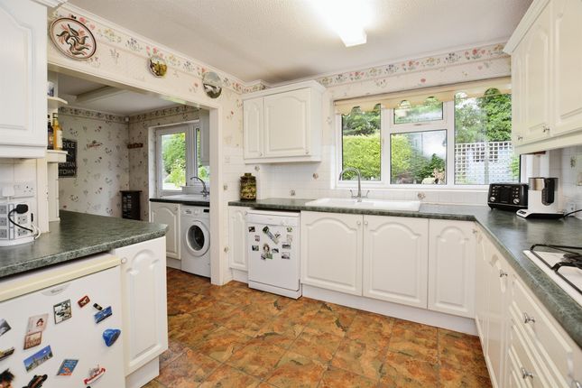 Detached house for sale in Mackworth Drive, Finedon, Wellingborough