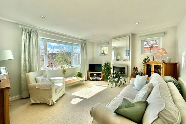 Flat for sale in Kings Road, Lymington, Hampshire