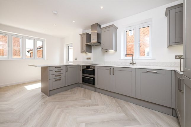Plot 38, Sunmead, 12, Engineers Close, Chelmsford photo 3