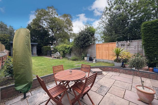 14, Herrick Road, Loughborough photo 2
