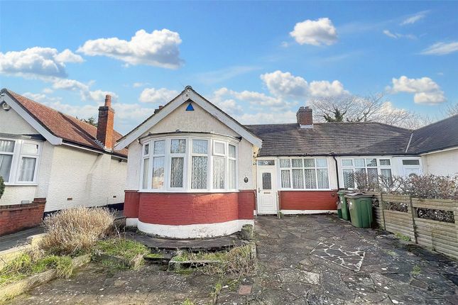 Bungalow for sale in Willoughby Avenue, Beddington