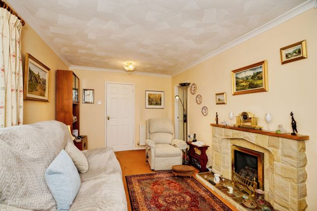 19 Cae Sarn,, Groeslon, Gwynedd photo 2